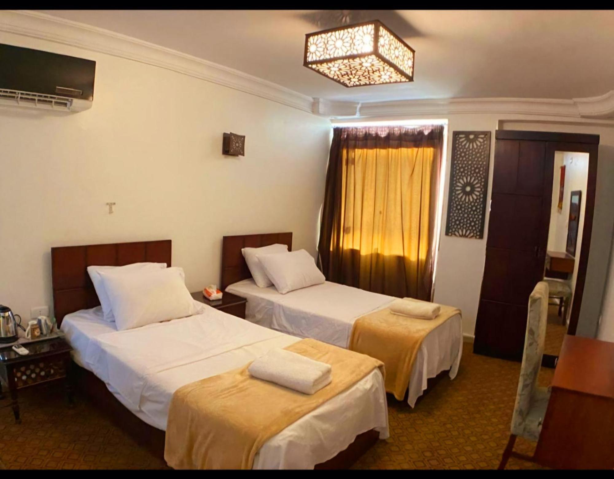 Oscar Pyramids View Hotell Nazlet el-Sîsi Rom bilde