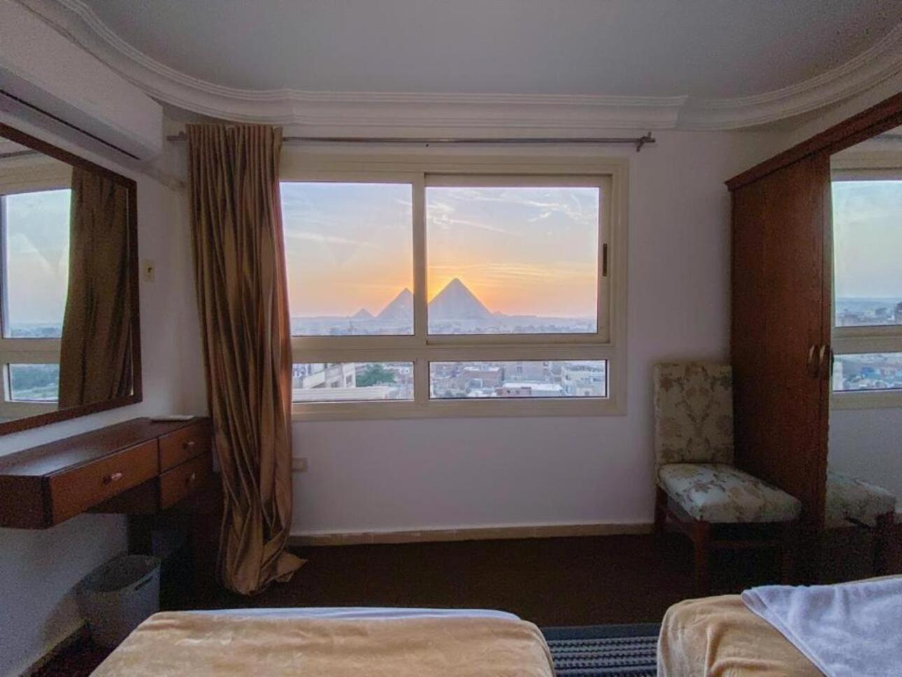 Oscar Pyramids View Hotell Nazlet el-Sîsi Eksteriør bilde